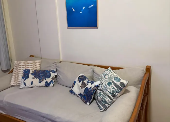 Sunny Stay In Copacabana - Steps From The Beach Rio de Janeiro